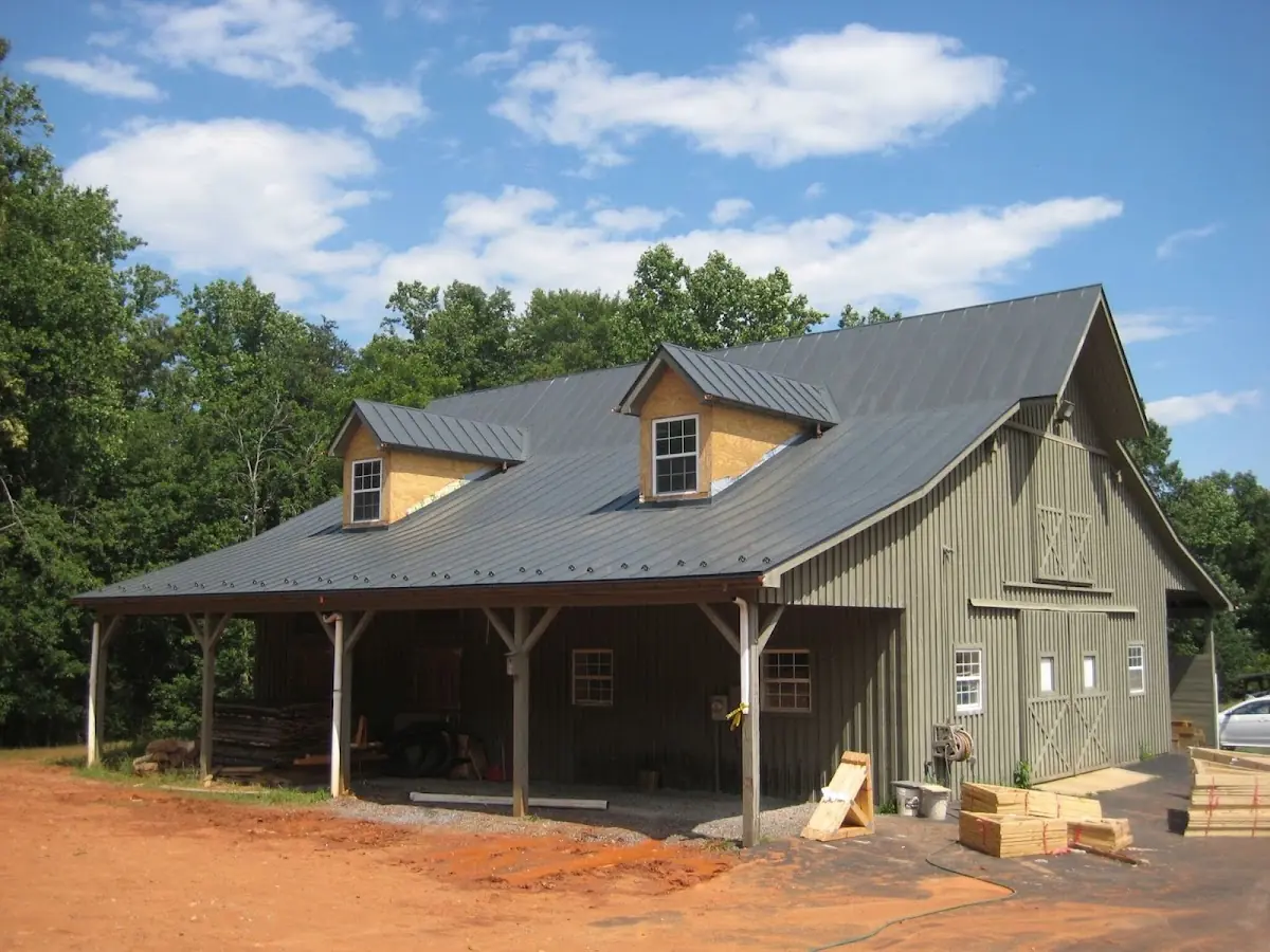 Expert Roof Coating workmanship in Mons